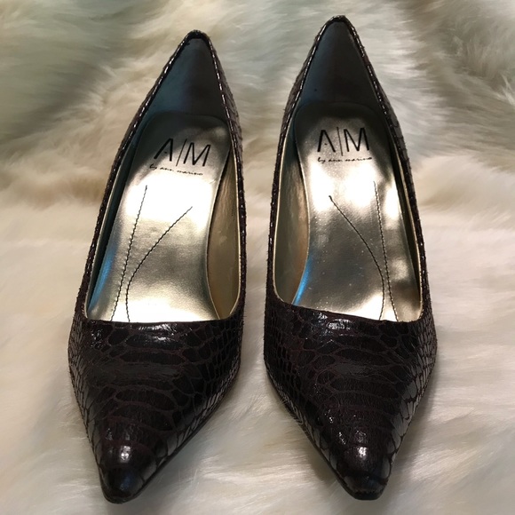 AM by Ann Marino Brown Heels - Picture 5 of 6